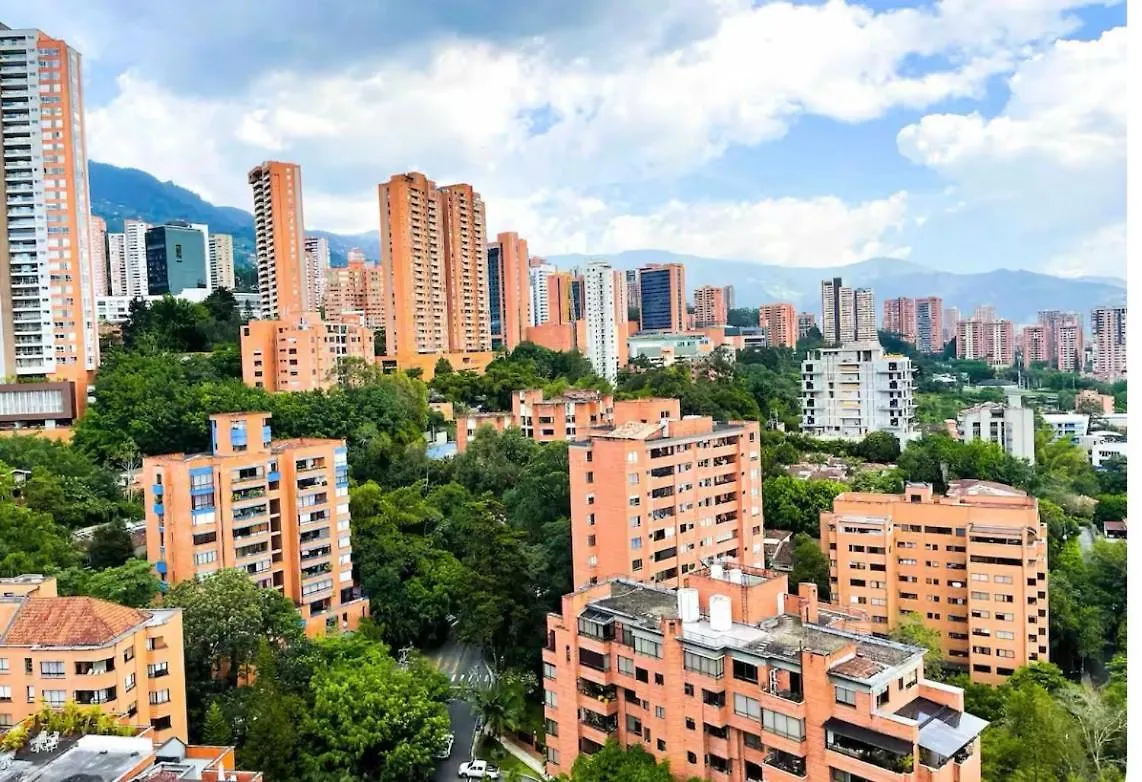 Apartaestudio En El Poblado Cerca A Povenza 241 메딜린
